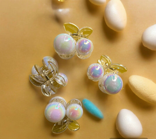 Korean 4Piece pearl design Plastic Hair Claw Clips White Strong Hold Hair Jaw Clips Small Hair Clips Accessories for Women