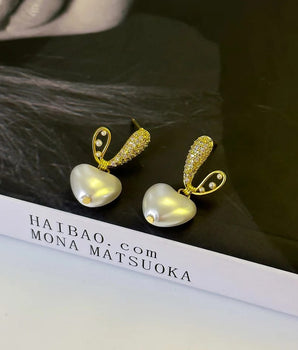 'Te Amo’ Twisted Half Hoop Pearl Earrings